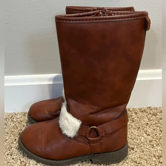 EUC Carters toddler riding boots with faux fur, size 9 - Picture 4 of 6